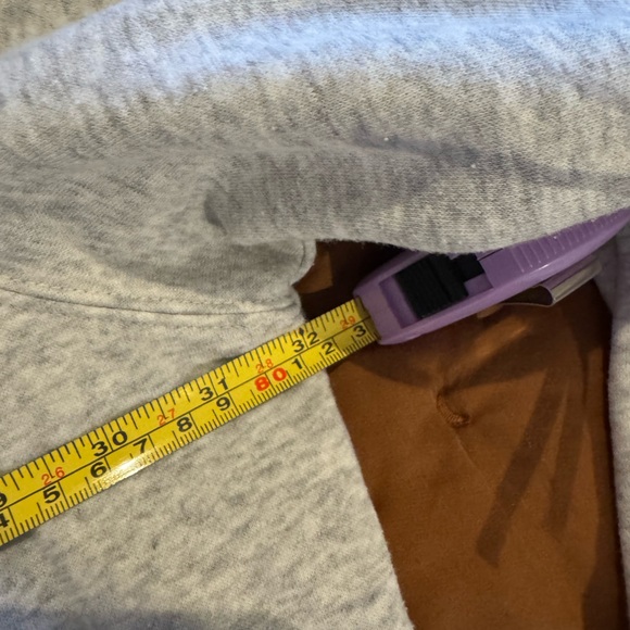 H&M Light Gray Ribbed Sweatshirt - Picture 5 of 5